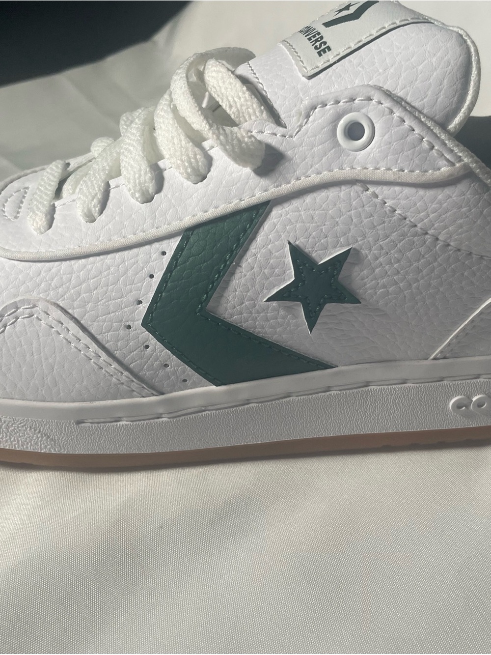 Converse White Leather Low-Top Sneakers with Green Chevron Star Accents - Picture 4 of 7
